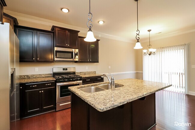 Foto del edificio - 217 Willow Weald Ct