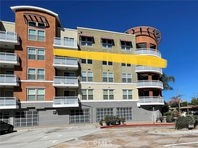 Foto del edificio - 12664 Chapman Ave