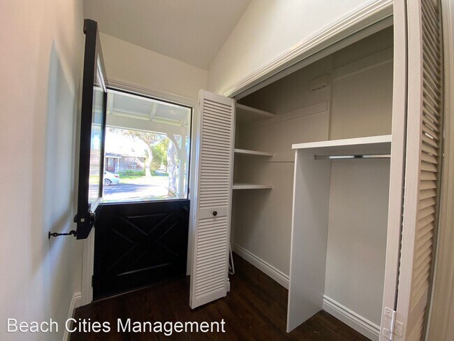 Building Photo - 3 br, 2 bath House - 6880 E Kallin Way