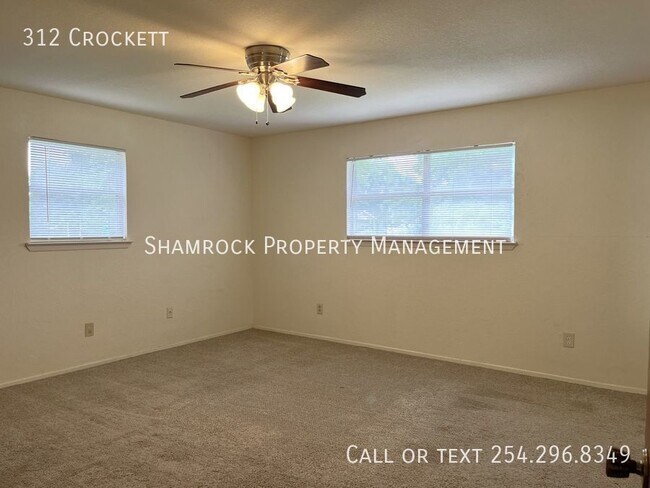 Foto del edificio - Hewitt 3-Bedroom Home