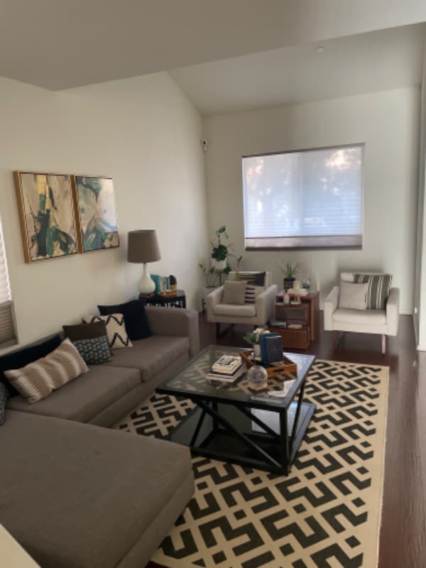 Building Photo - 9655 Pine Orchard St