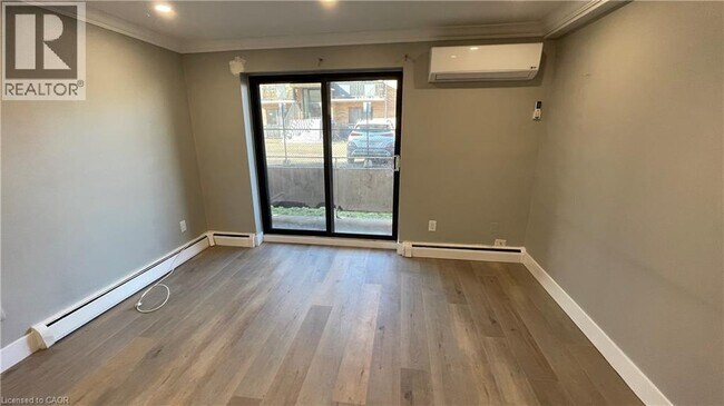 Building Photo - 700 Lawrence Rd