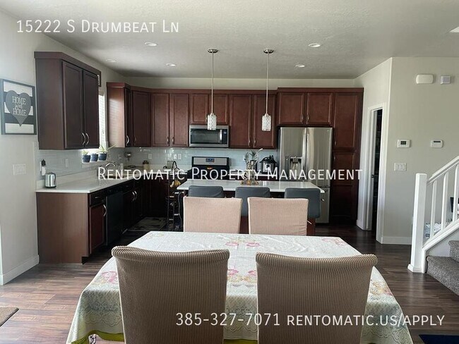 Foto del edificio - 15222 Drumbeat Ln