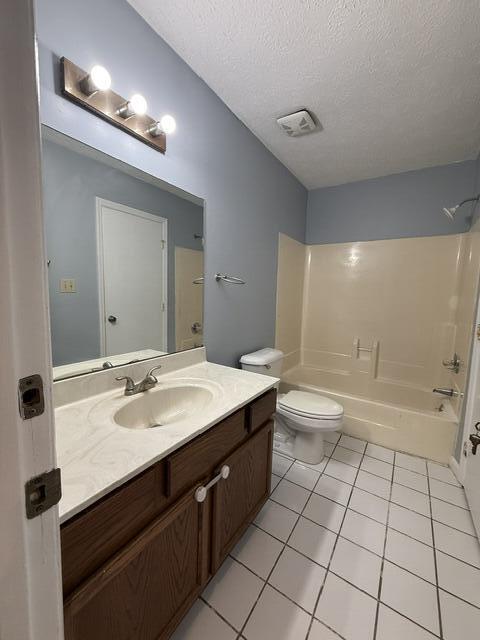 Building Photo - 3425 Featherston Dr