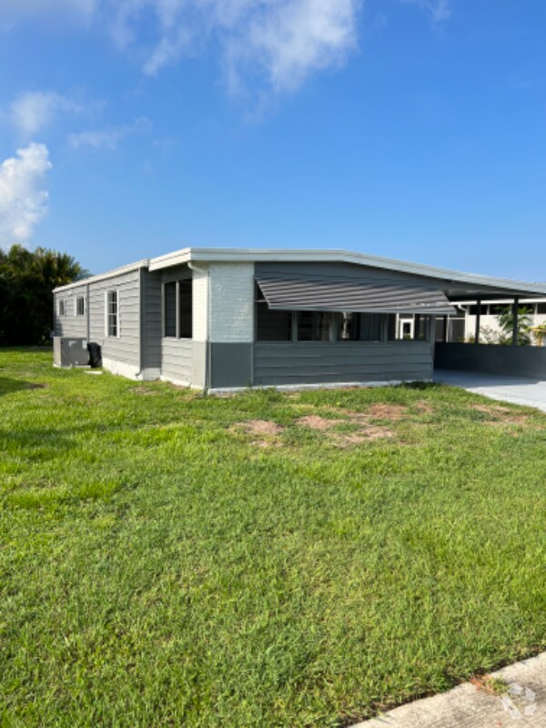 Apartments For Rent in Micco, FL with Washer & Dryer 4 Rentals