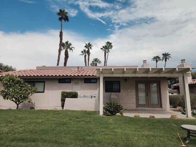 Building Photo - 41785 Largo