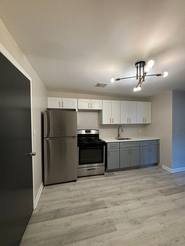 Foto principal - 427 S 12th St