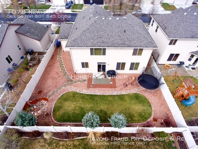 Building Photo - 1078 Newham Ct