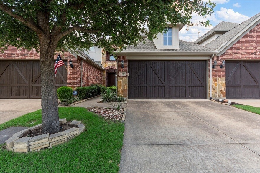 Foto principal - 4829 Bayview Dr