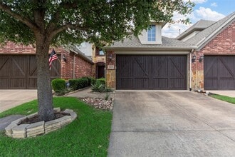 Building Photo - 4829 Bayview Dr
