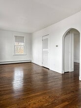 Building Photo - 35 Terrace Dr