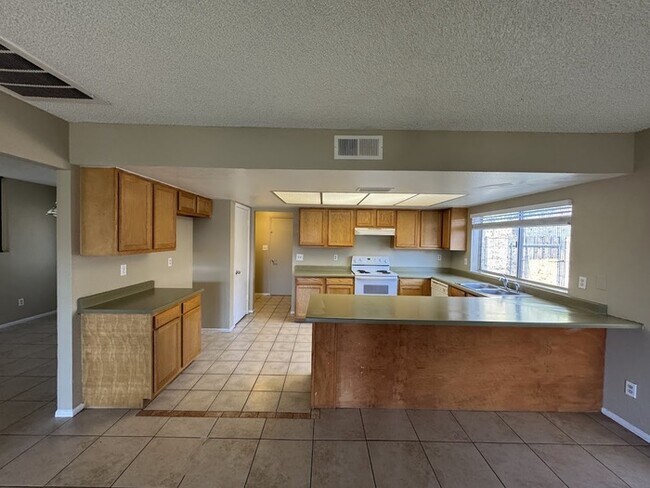 Foto del edificio - 5339 W Yucca St