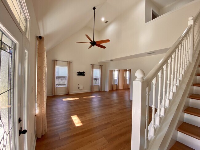 Building Photo - 27189 Park Drive