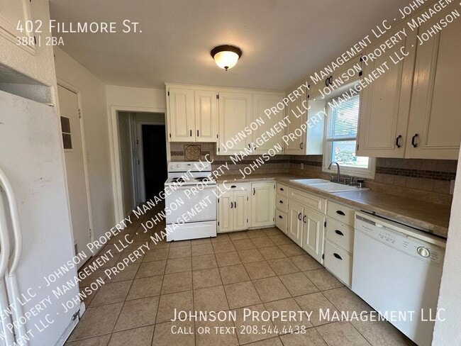 Building Photo - 402 Fillmore St