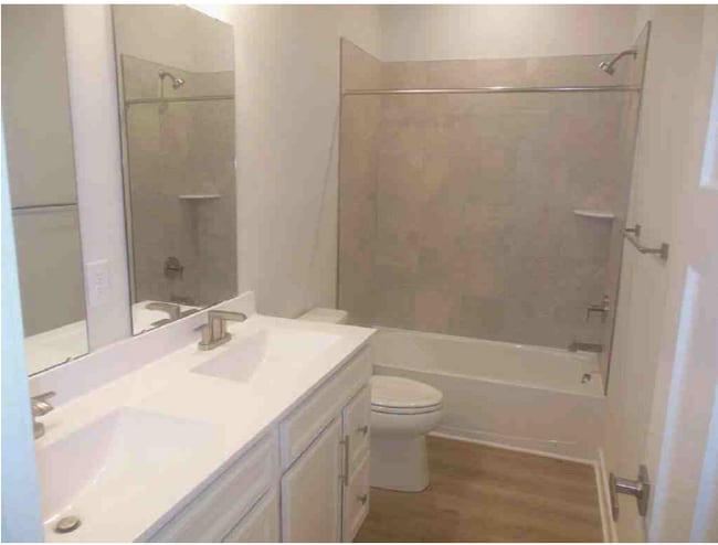 Building Photo - 170 S Durham Dr