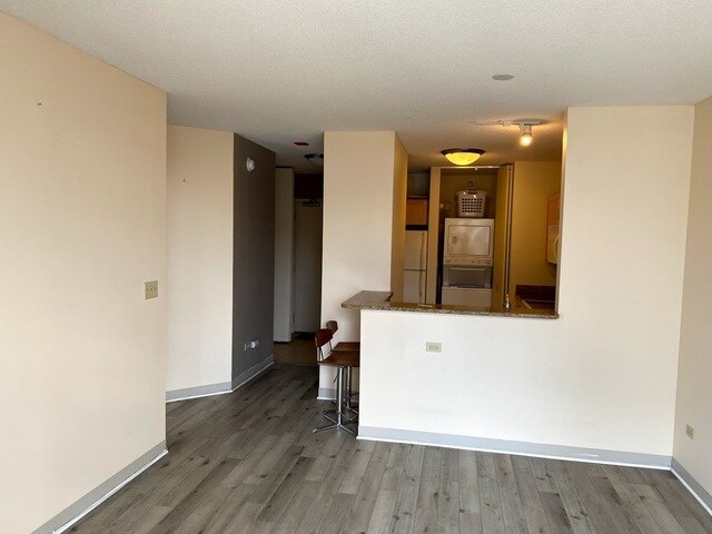 Foto del edificio - 222 N Columbus Dr