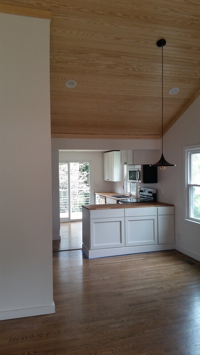 Vaulted Wood Ceiling in Living Area - 106 Plainview Ave