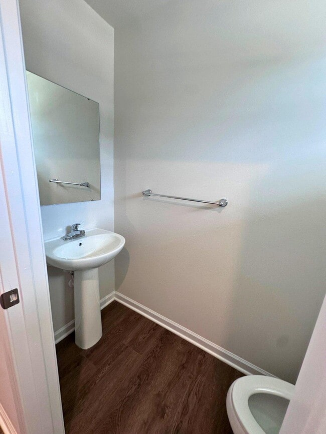 Foto del edificio - 2565 Laurel Pk Dr