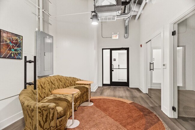 Foto del edificio - 1453 Maple Ave