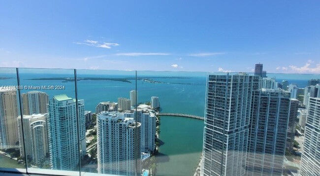 Foto del edificio - 300 Biscayne Blvd Way