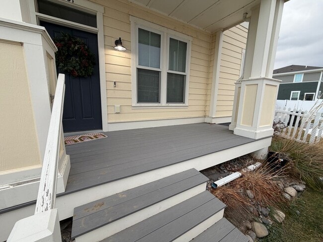 Foto del edificio - Modern 2-Bedroom Home in Quiet New Neighborhood – Fully Furnished, Pet-Friendly, Garage & More!