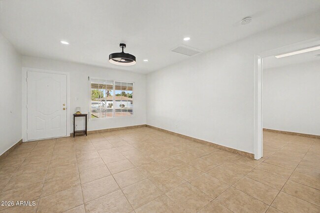 Foto del edificio - 6138 N 15th Ave