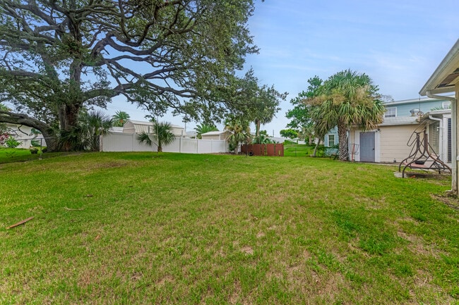 Photo - 221 Williams Ave House