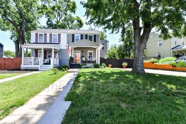 Photo - 2828 Fairhaven Ave House