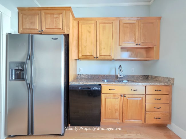 Building Photo - 157 Broadway