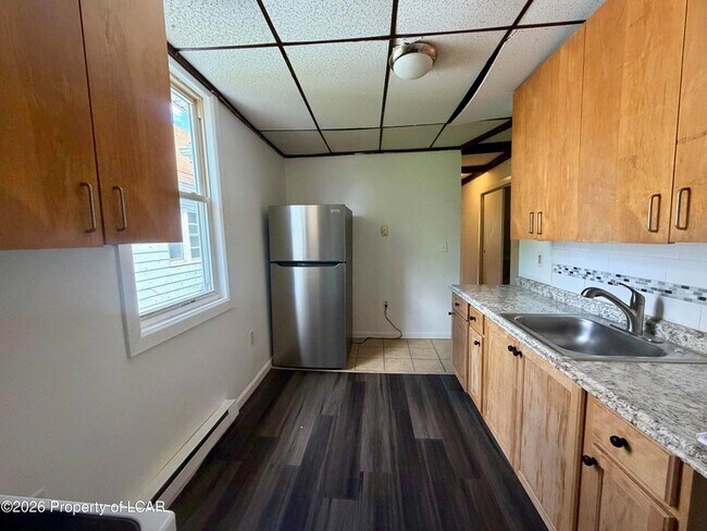 Foto del edificio - 1411 Monsey Ave