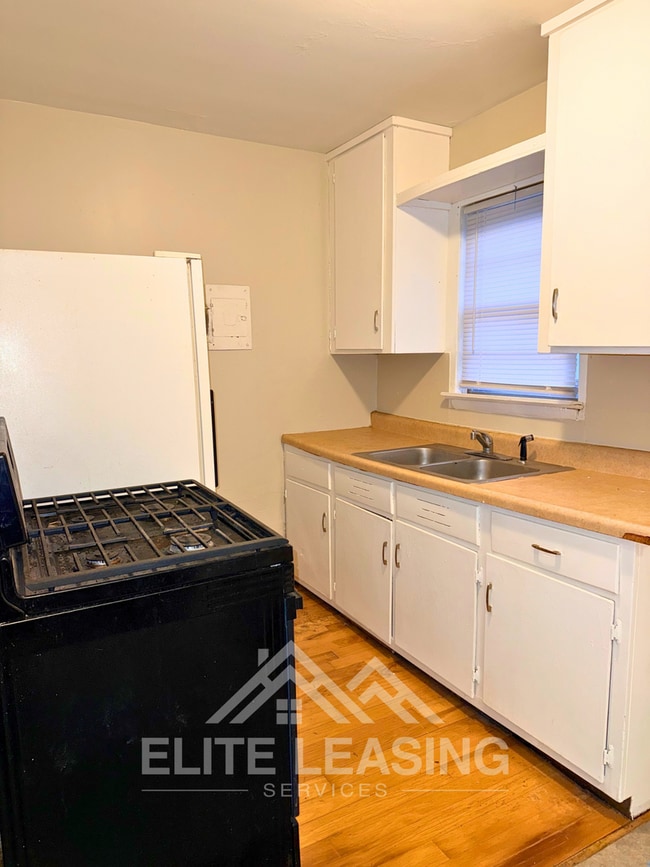 Building Photo - Cozy & Affordable 2BR Home - $775.00/ Month!