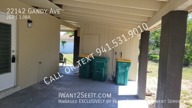 Foto del edificio - 22142 Gandy Ave