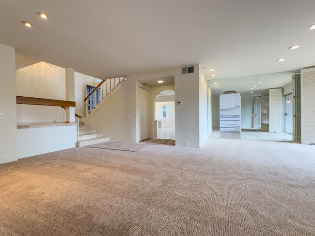 Foto del edificio - 2274 Caminito Castillo