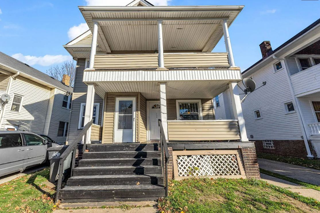 1279 Idlewood Ave Unit 3, Lakewood, OH 44107 Apartments in Lakewood