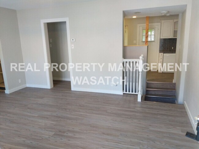 Building Photo - 218-220 E 4800 S