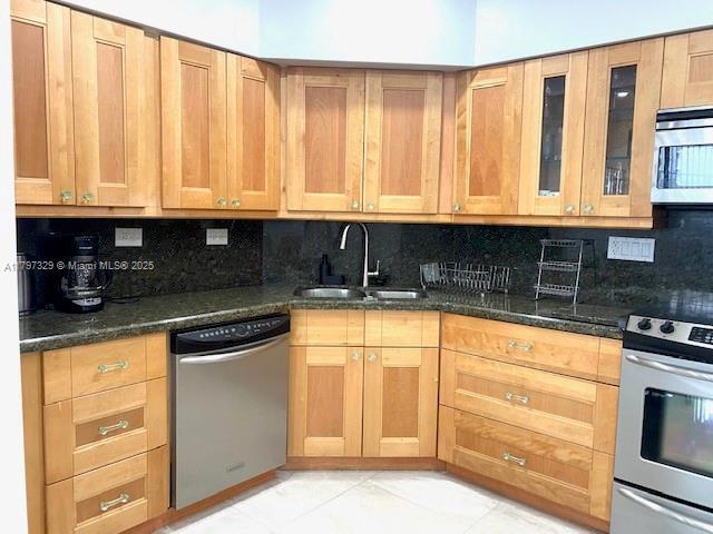 Building Photo - 1408 Brickell Bay Dr