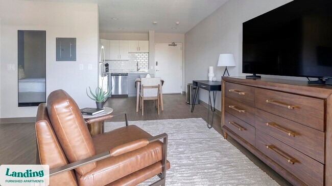 Building Photo - 2305 Aaron St