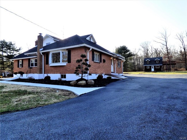 Foto del edificio - 8104 Skeet Club Rd