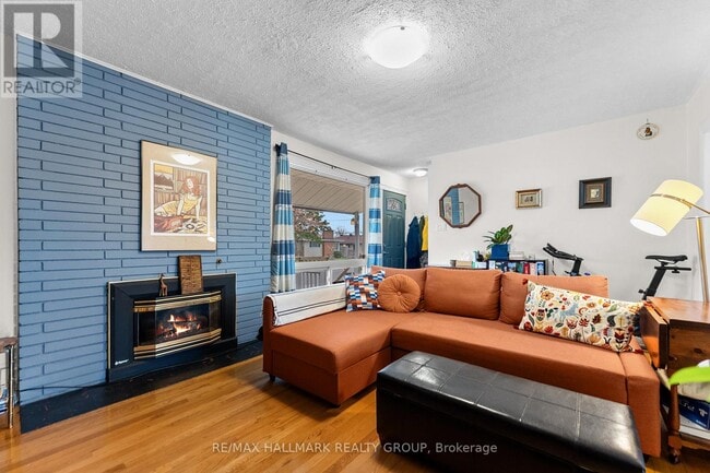 Building Photo - 1318 Avenue Q