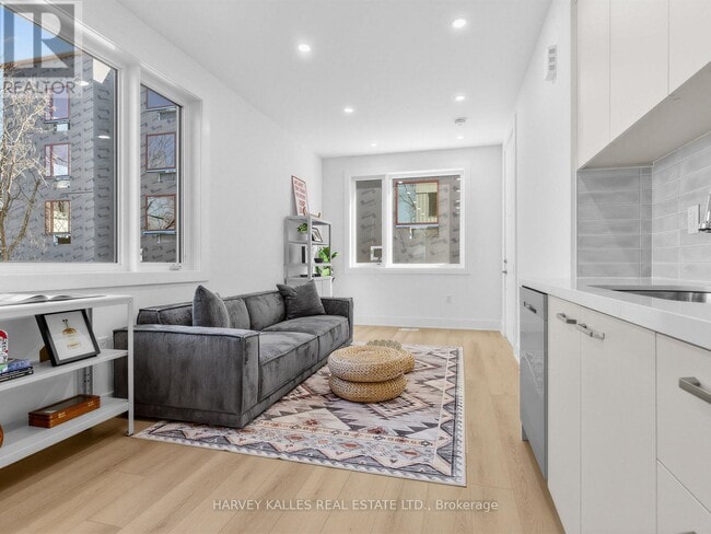 Building Photo - 45 Bellevue Ave