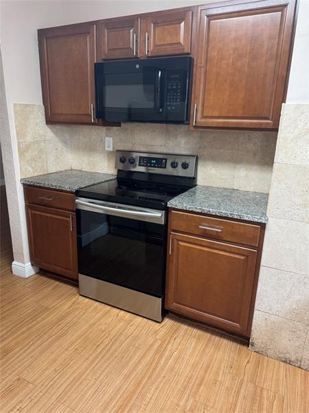 Foto del edificio - 4190 NW 11th Ave