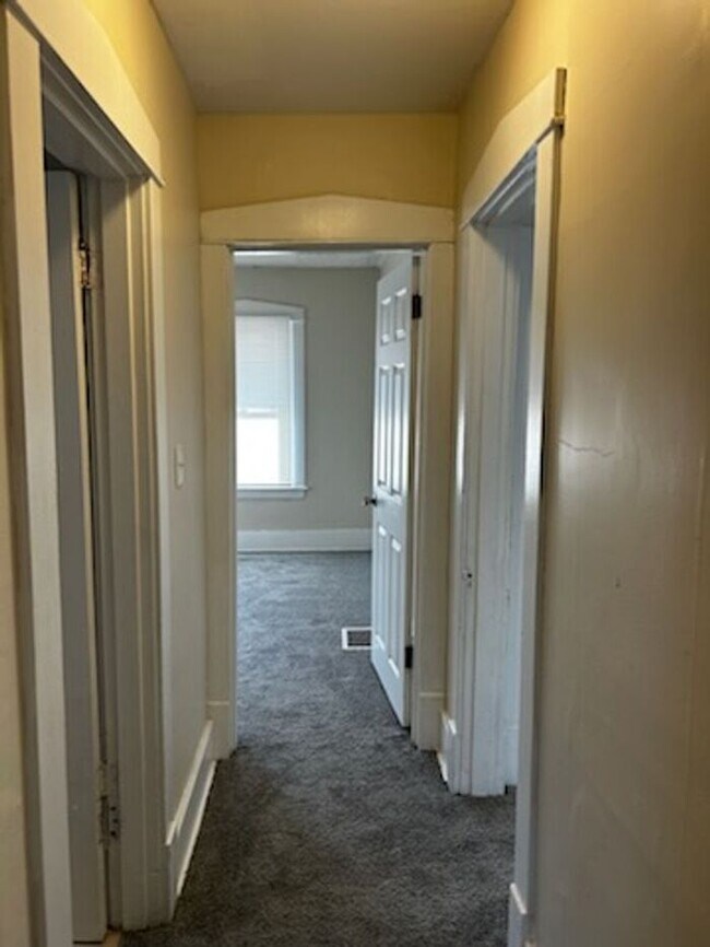 Foto del edificio - 2BR house with unfinished basement