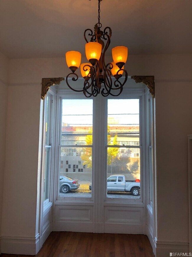 Foto del edificio - 3339 20th St