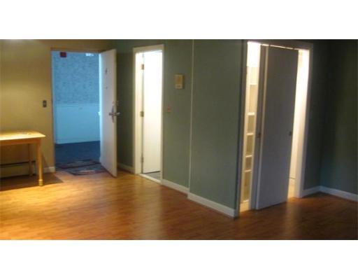 Foto del edificio - 220 Essex St