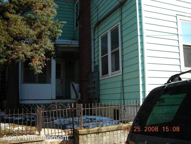 Building Photo - 422 Taylor St