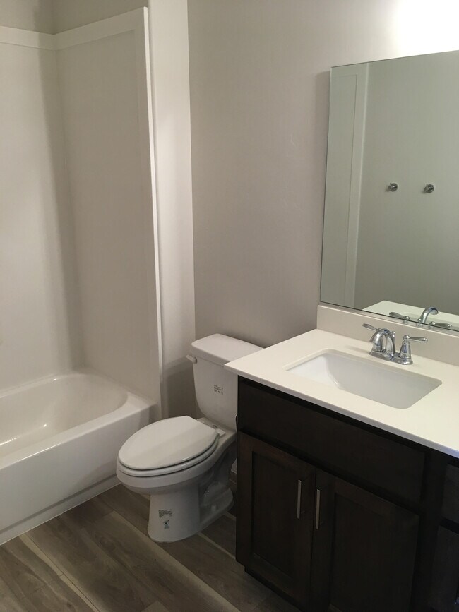 Foto del edificio - 831 S Black Alder Dr