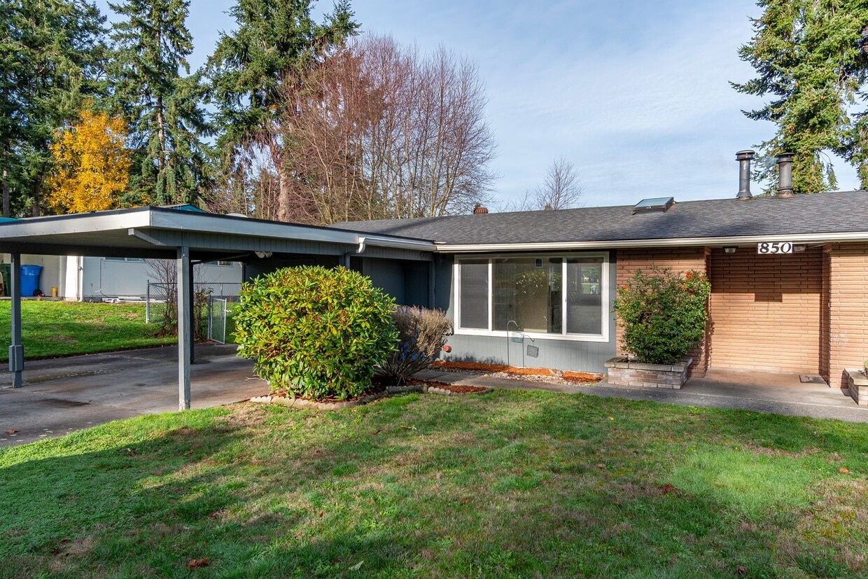 Foto principal - 850 SW 6th Ave