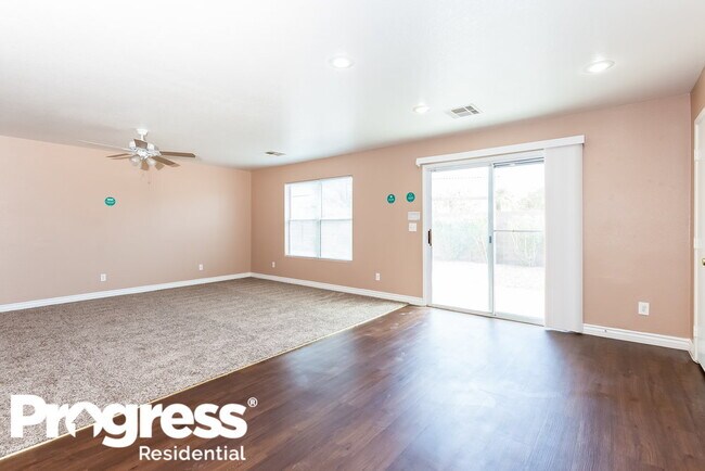 Foto del edificio - 4116 Coburn St