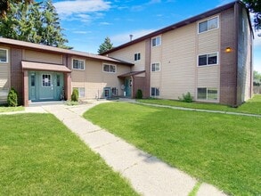 Building Photo - 2424 36th St SW