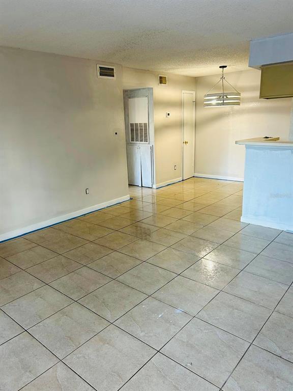 Building Photo - 5601 Rosebriar Way